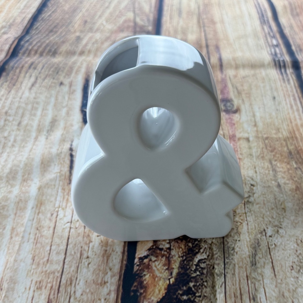 Glossy White Ceramic Ampersand Symbol Decorative Figurine - Picture 3 of 9